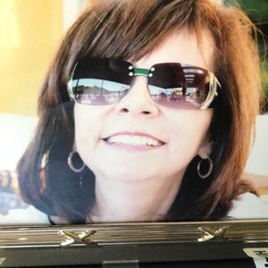 Meet your Posher, Toni